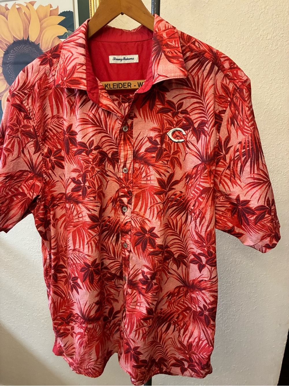 Tommy Bahama Cincinnati Reds Tropical Print Short-Sleeve Shirt